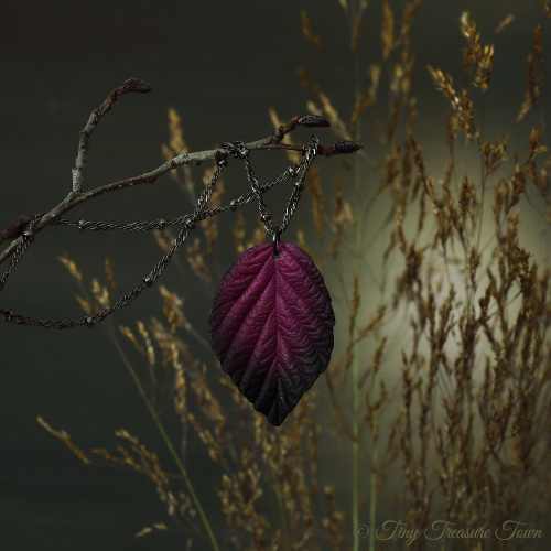 Handgemachte "Waldgeheimnis" Blatt Halskette Dunkles Fuchsia mit schwarzer Spitze-31