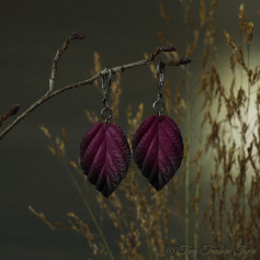 Handgemachte "Waldgeheimnis" Blatt Ohrringe - Dunkles Fuchsia mit schwarzer Spitze