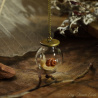 Ohrhänger mit handgemachter Schnecke in einer Glaskugel (Für Dagny)-01